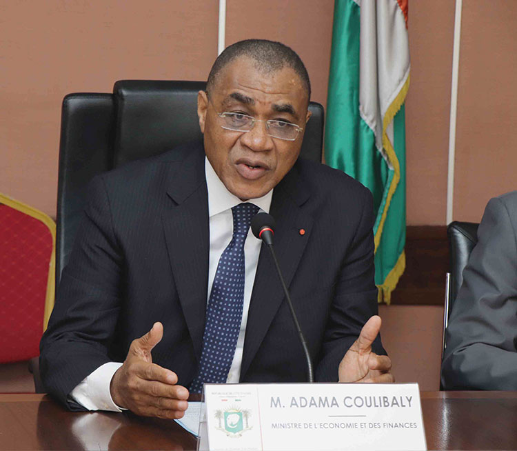 Lutte contre la Covid-19 : le ministère de l’économie et des finances reçoit un don de 20 millions FCFA